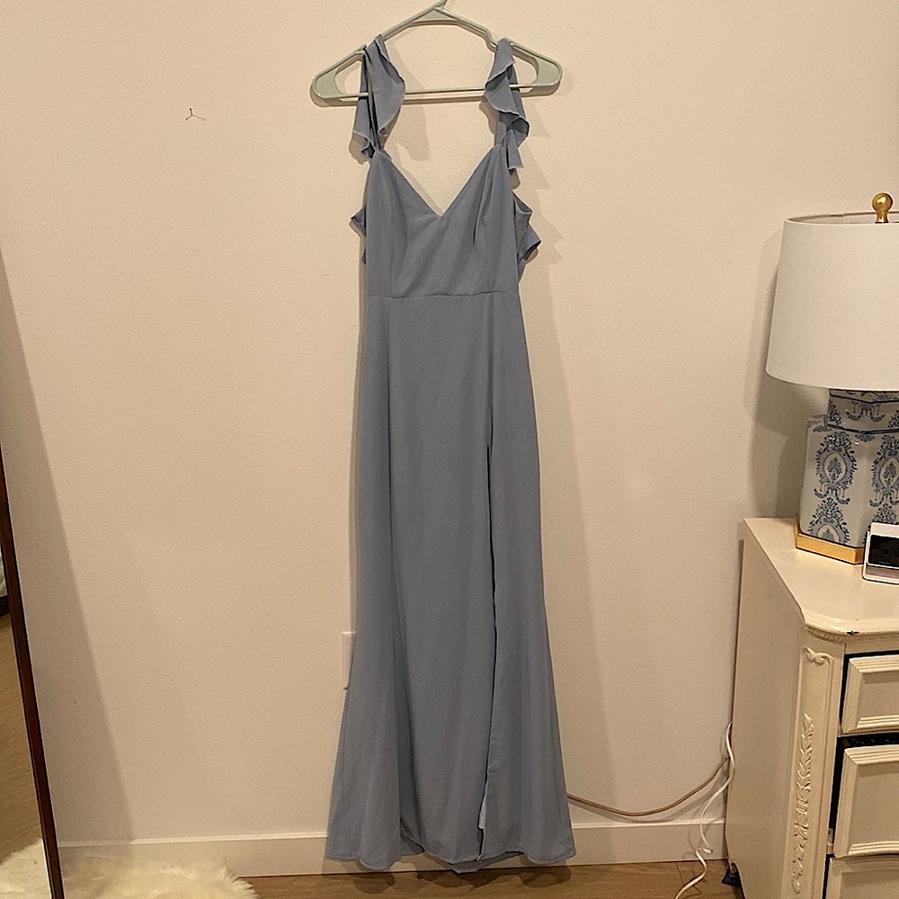 BLUE SIZE 6 SHOWPO BRIDESMAID DRESS